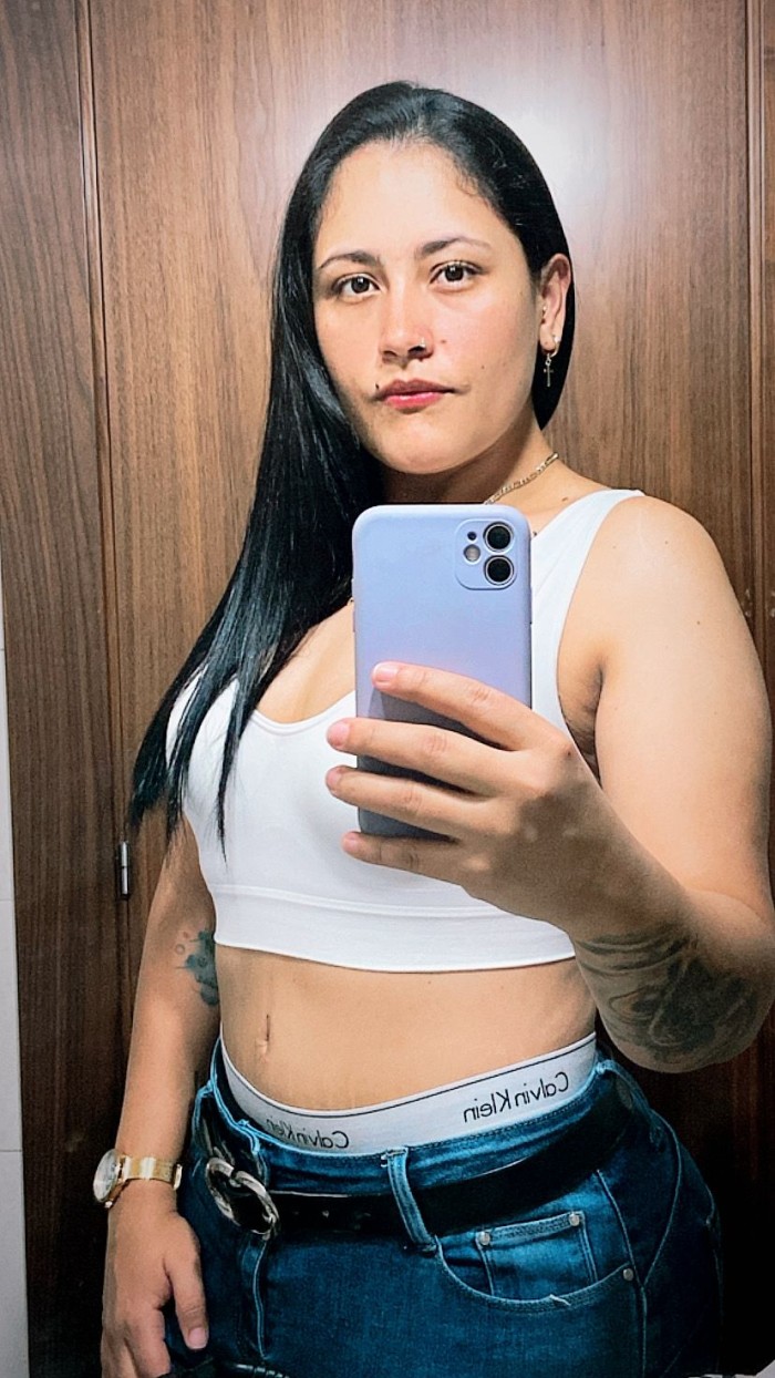La Bella Stefania regresa mas caliente que nunca