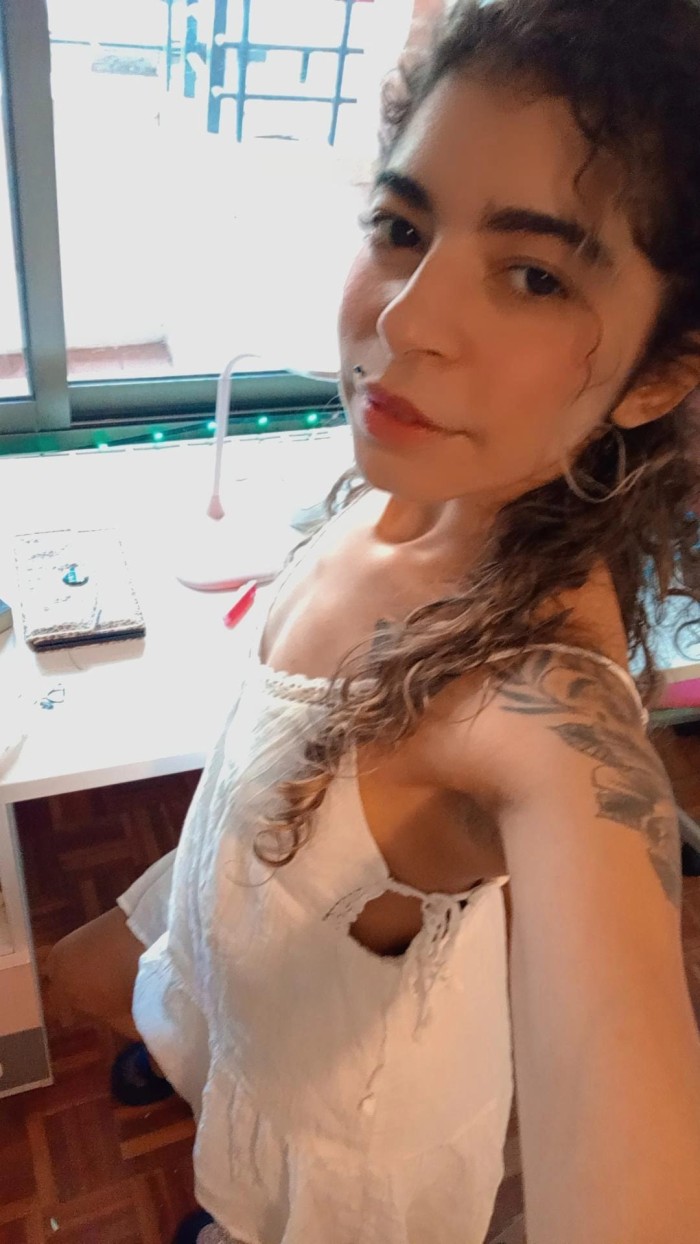 JOVENCITA BRASILEÑA GUAPÍSIMA RECIÉN LLEGADA 24H