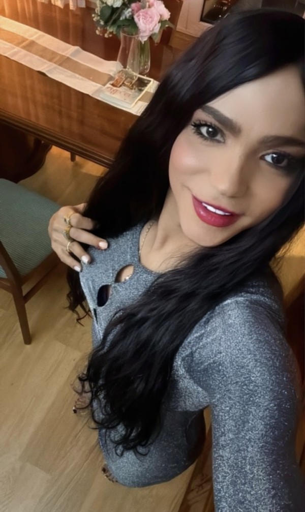 Trans de lujo Pamela 23 años estoy en carrer Prudenci de comellas Manresa
