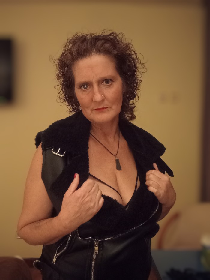 FINDOM FEMDOM FETICHES VIDEOS