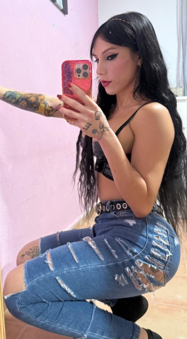 MUÑECA TRANS QUE CUMPLIRÁ TUS FANTASÍAS