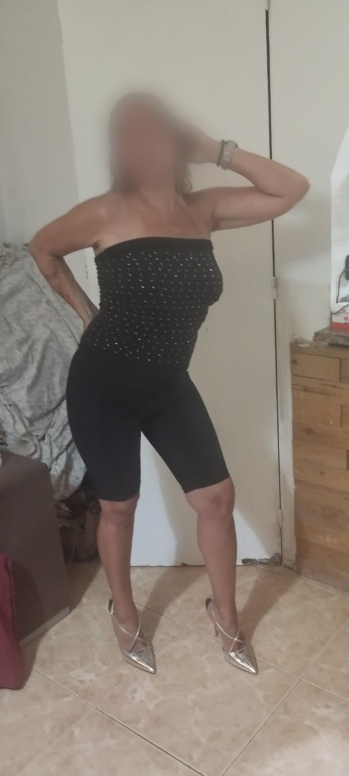 Helena , preciosa mujer, novedad por Girona