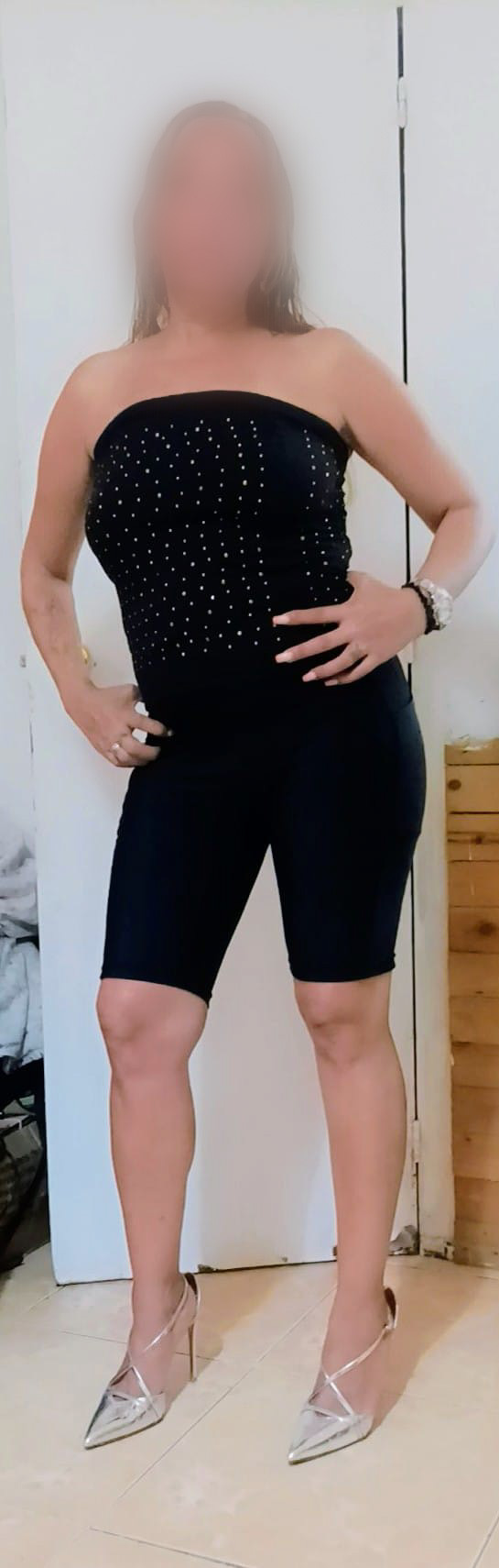 Helena , preciosa mujer, novedad por Girona