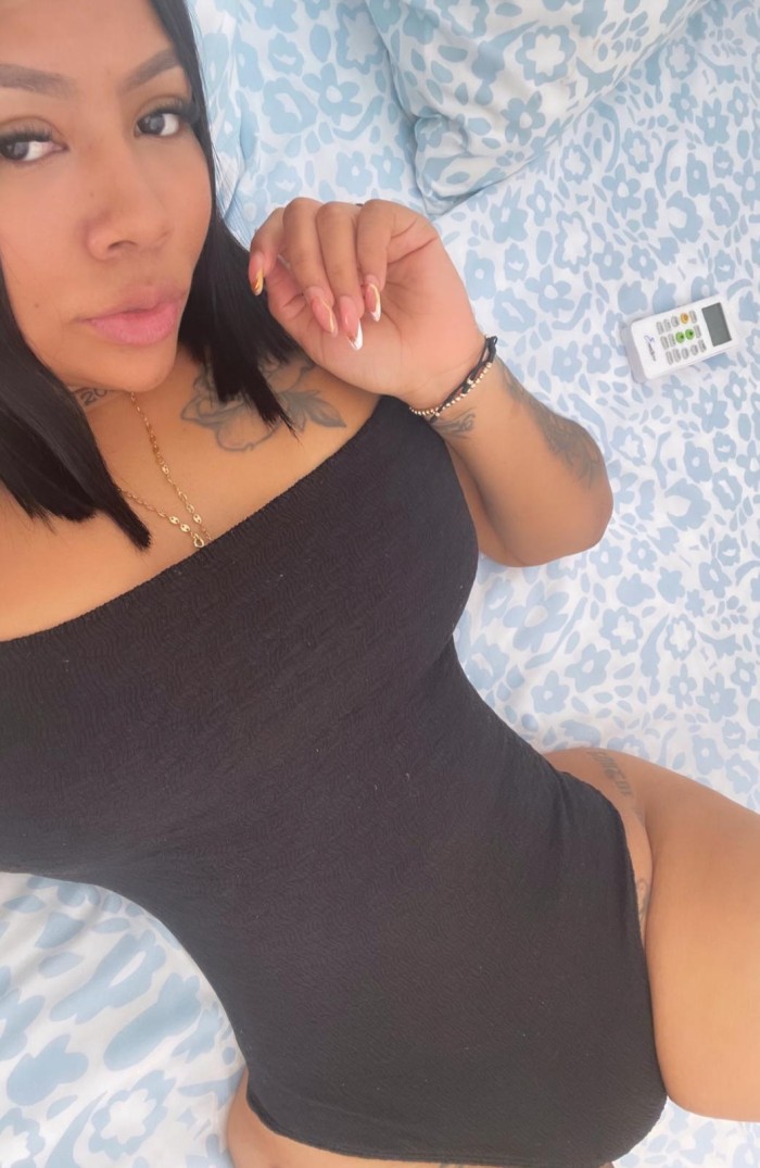 Soy una chica completa experta en placer