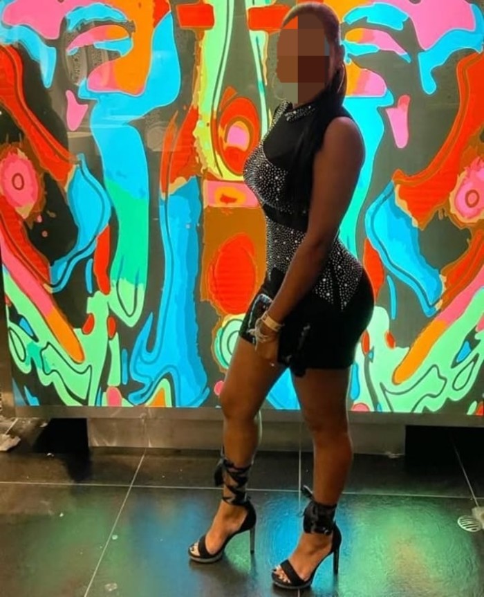 LATINA CACHONDA MUY DISCRETA Y AMOROSA