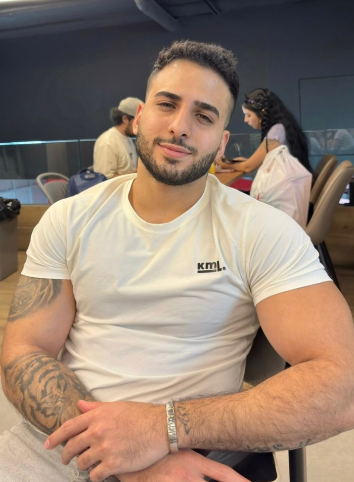 POLLÓN MORBOSO CALIENTE