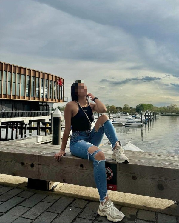 ANDREA ESTUDIANTE COLOMBIANA APLICADA Y TRAVIESA