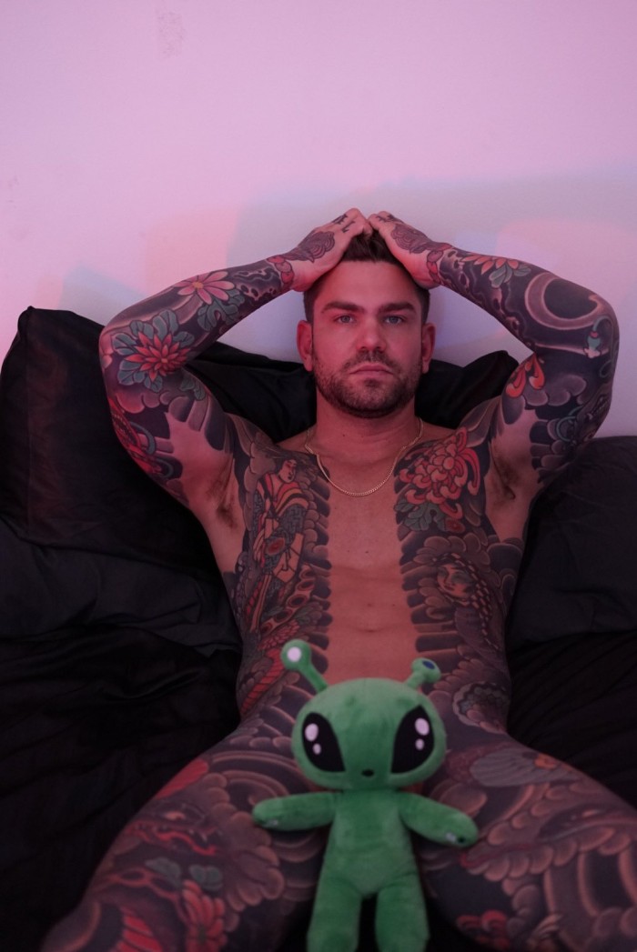 ACTOR PORNO EXTREMO XXX