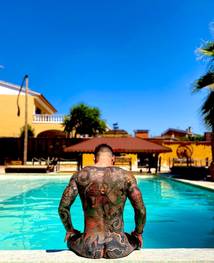 ACTOR PORNO XXX DISPONIBLE PARA CUCKOLD