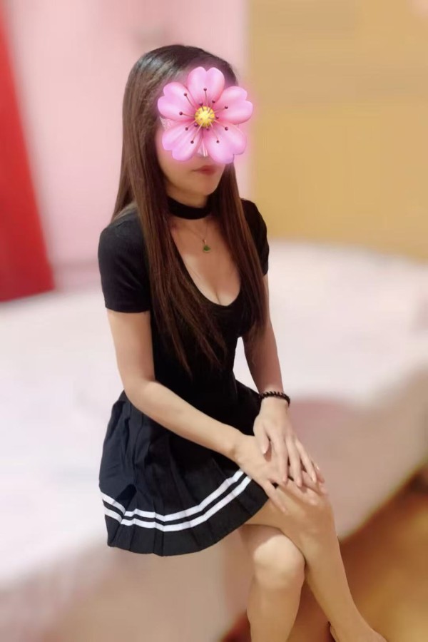 Nuevas escorts hermosas delgadas y cariñosas y salidas 24h