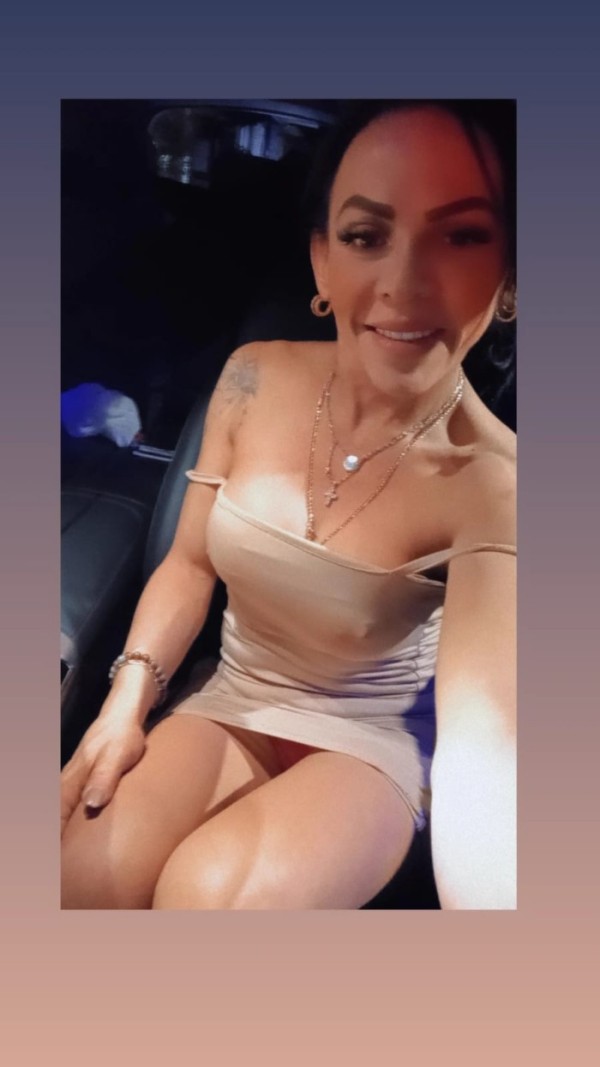 DANIELA BOMBON EXQUISITO PARA TI COMPLETA FIESTERA EN MARBELLA
