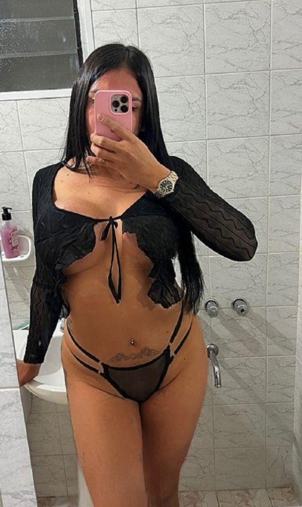 VENEZOLANA FOTOS 100X100 REALES