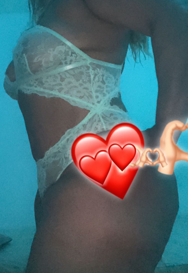 Hola corazon soy una mujer encantadora estare Aqui unos dias