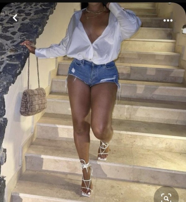 LLAMA O WHATSAPP NUEVAS AMIGUITAS