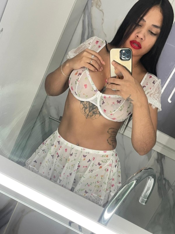 Hola! Me llamo vero nueva en tu cuidad Sevilla