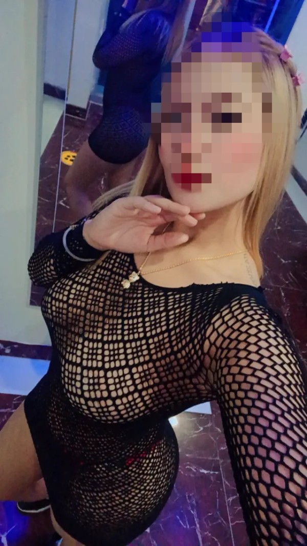 Vanesa cachonda fiestera por primera vez en Teruel