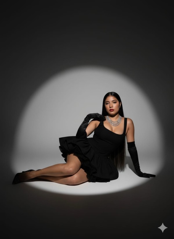 Chiclana.casa relax las gatitas. 3 Scott’s jovenes