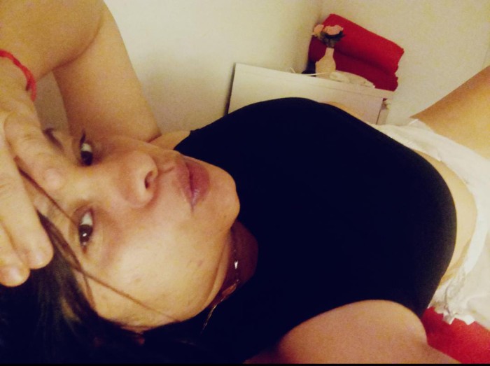 Salomé jovencita completa griego francés natural masajes trato de novios