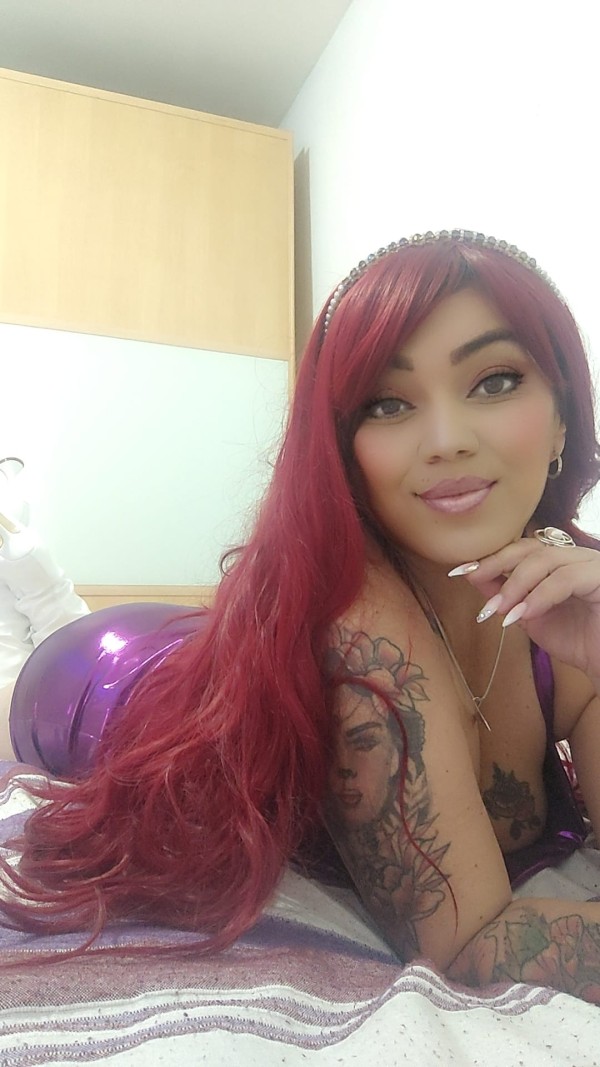 La fiesta me pone caliente, me corro a chorros , Sabadell