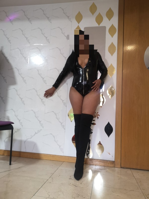 Jovencita recién llegada sin experiencia desde 30e