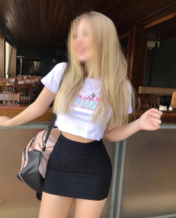 NOVEDAD ESPAÑOLA CALIENTE CON GANAS DE UNA BUENA FOLLADA..