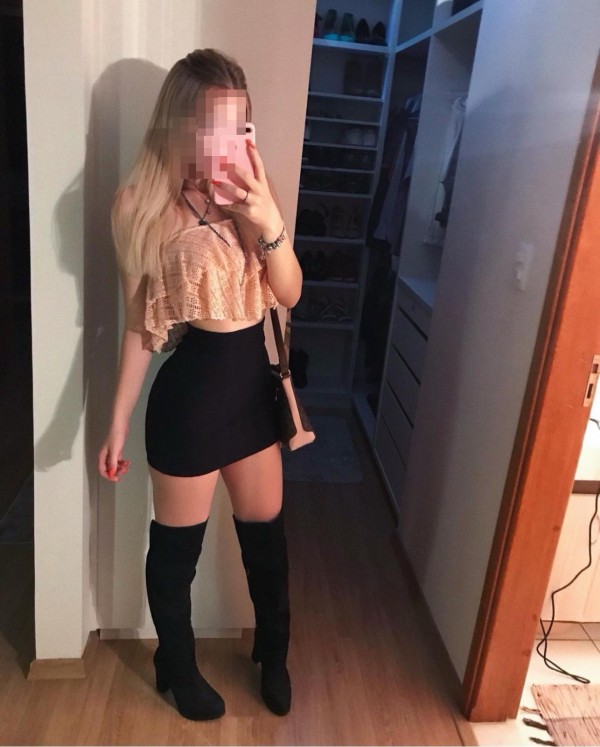 NOVEDAD ESPAÑOLA CALIENTE CON GANAS DE UNA BUENA FOLLADA..