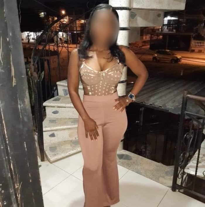 DELICIOSA MULATA ADICTA A LAS GUARRADAS NOVEDAD!!