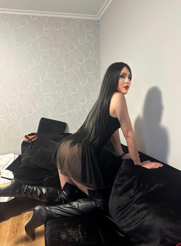 SOY ADICTA AL SEXO, LA FIESTA,UN BUEN CULO Y MUCHO VICIO