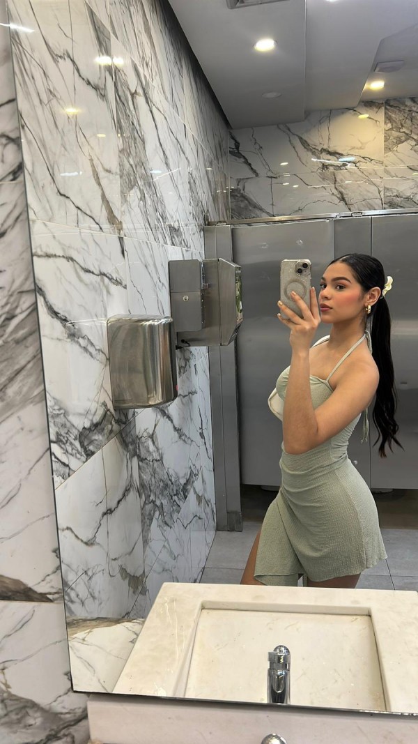 NATACHA FIESTERA Y SUMISA MOTRIL  CENTRO