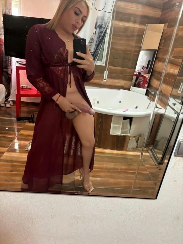 Trans dominante fiestera