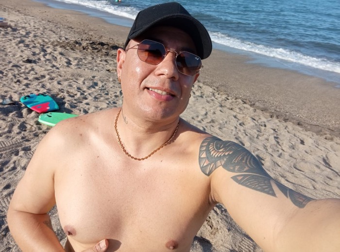 LATINO SIN LIMITE DE EDADES