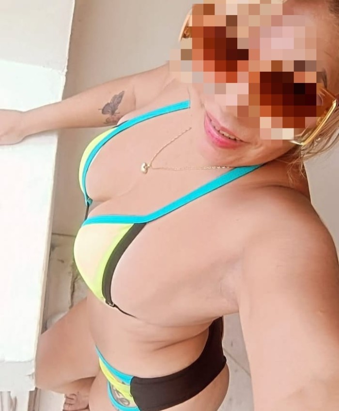 Ninfómana recién llegada fotos reales coñito húmed