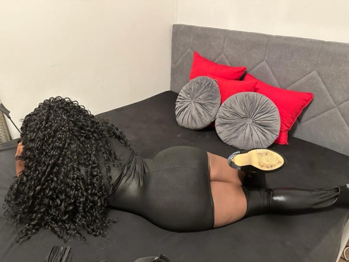 Escort brasileña en Girona