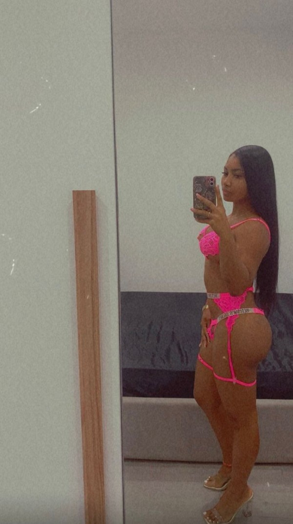 Atrevida apasionada implicada súper completa apartamentos vértice