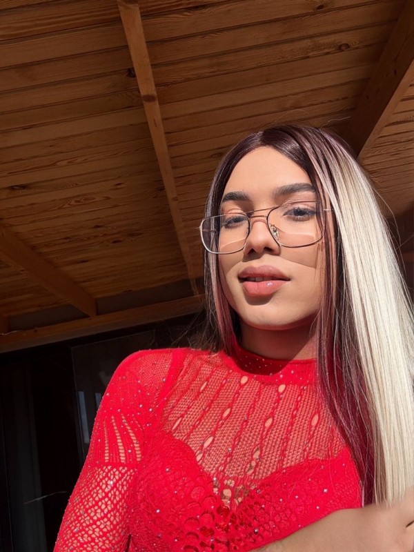 LUNA POLLITA VERSÁTIL 20 AÑOS