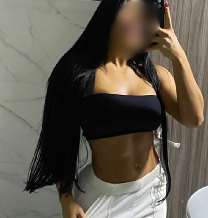 novedad en PUERTO SANTA MARIA! venezolana jugueton