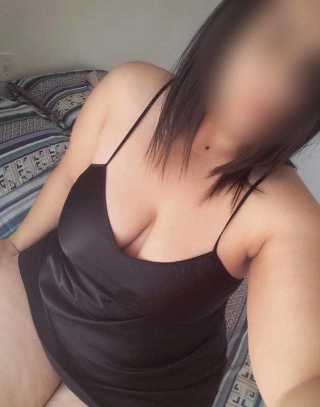 Buenorra con ganas de todo buena compañía divertid