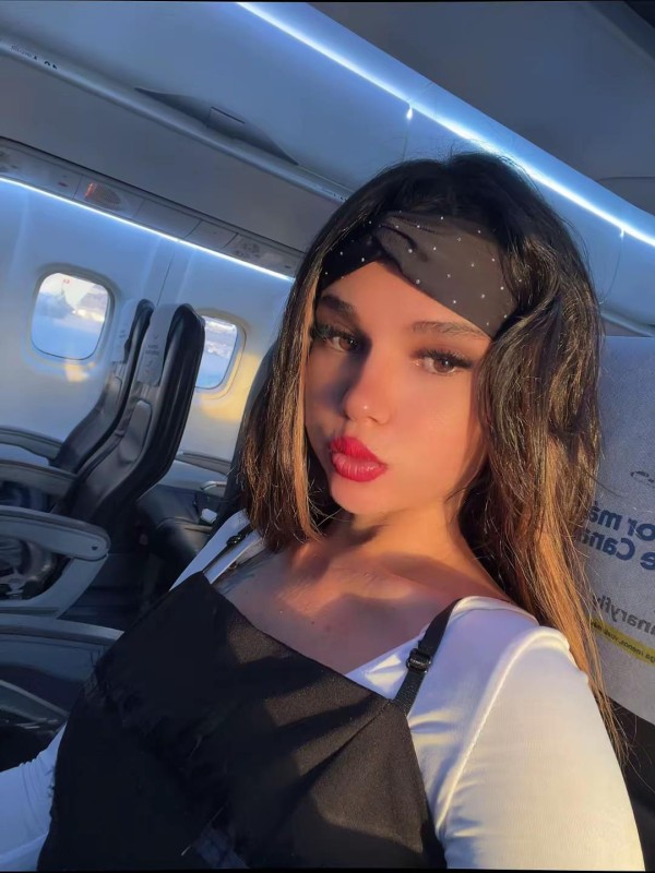 18 AÑOS STUDIANTE BESOS MASAJE CORRER BOCA SEXO CRISTIANOS COLEGIO IDIOMAS