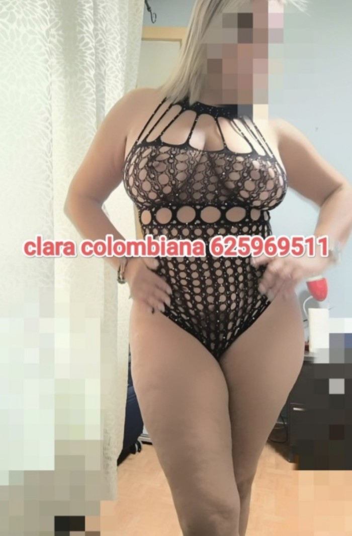 Atrevida y aventura clara colombiana madurita sexy