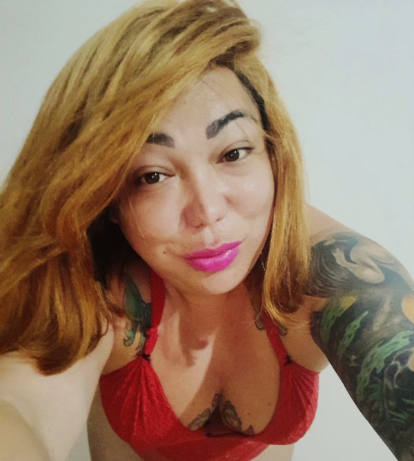 Aproveitem Camila Lopes super activa pouco dias en OURENSE.664689098