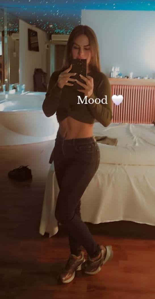 Vanesa 30 Años – Colombiana sensual y muy femenina