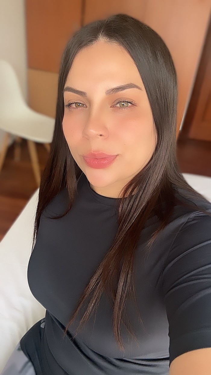 HERMOSISIMA COLOMBIANA DOMINANTE NOVEDAD EN CEE