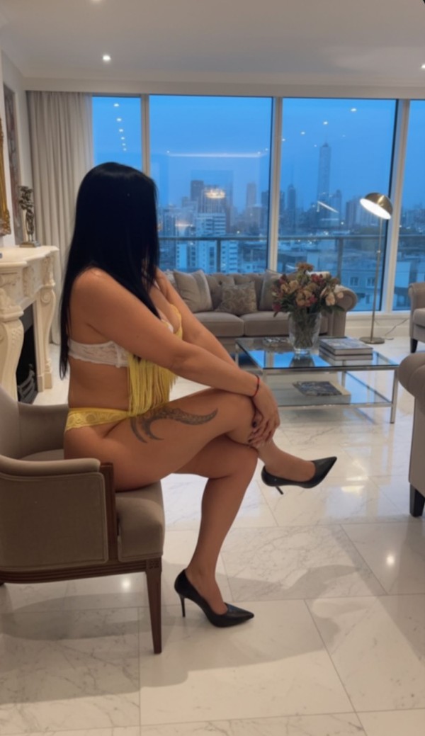 Llego tu rica brasileña cachonda