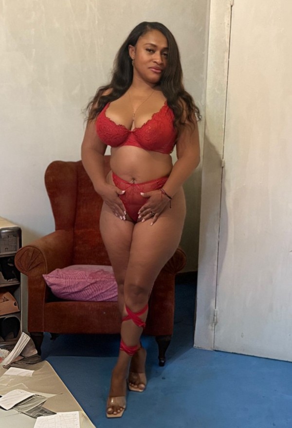 COLOMBIANA DE LUJO CON CULO MONUMENTAL