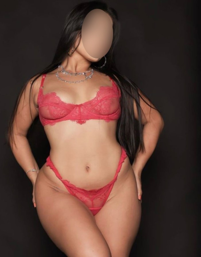 MASAJISTA EROTICA CANDENTE Y PASIONAL