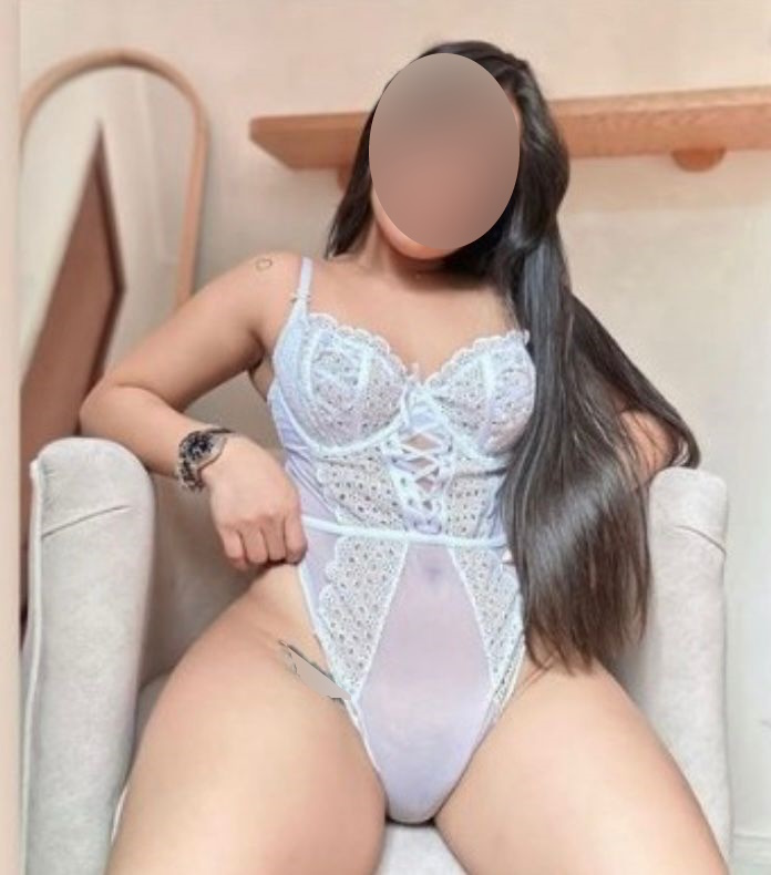 MASAJISTA EROTICA CANDENTE Y PASIONAL