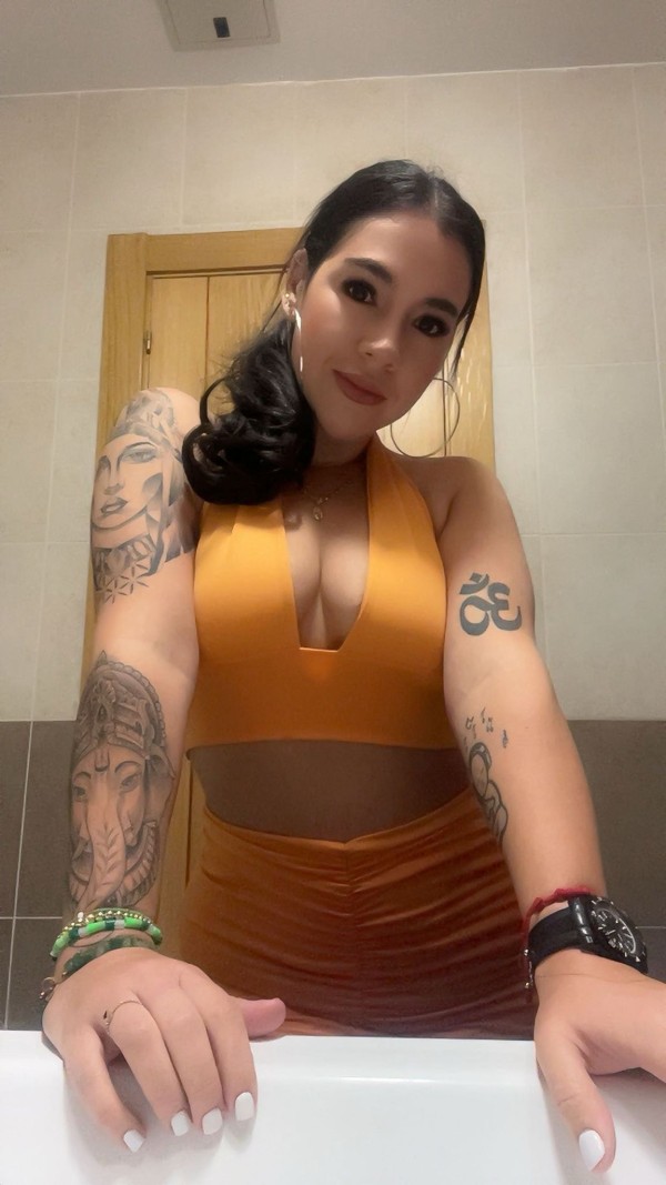 SOFIA FIESTERA DISPONIBLE TORREMOLINOS VEN A DISFRUTAR CONMIGO SIN LIMITE