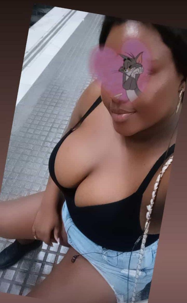 Dayana colombiana maxipechos 150naturales mulata cachonda tengo juguetes