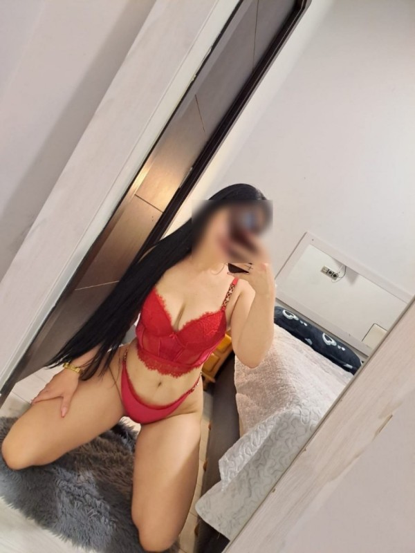 UNIVERSITARIAS EN PUEBLO NUEVO