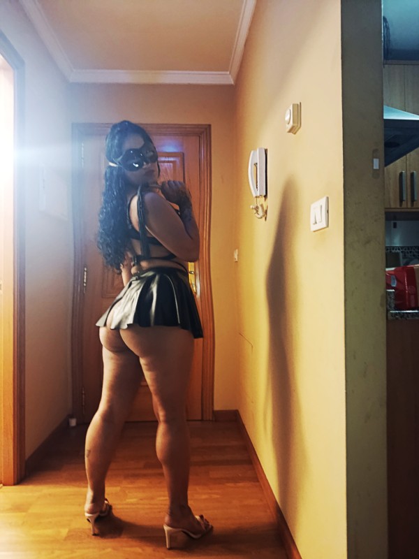 Samantha Morena Sexy y Fiestera